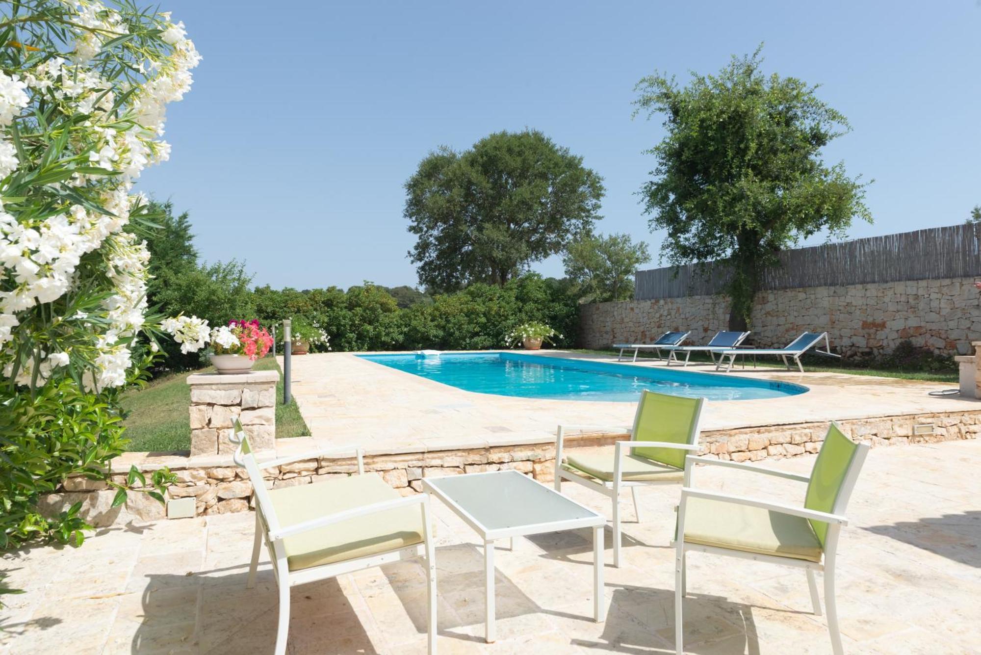 Trullo Filippo With Exclusive Pool Villa Cisternino Exteriör bild