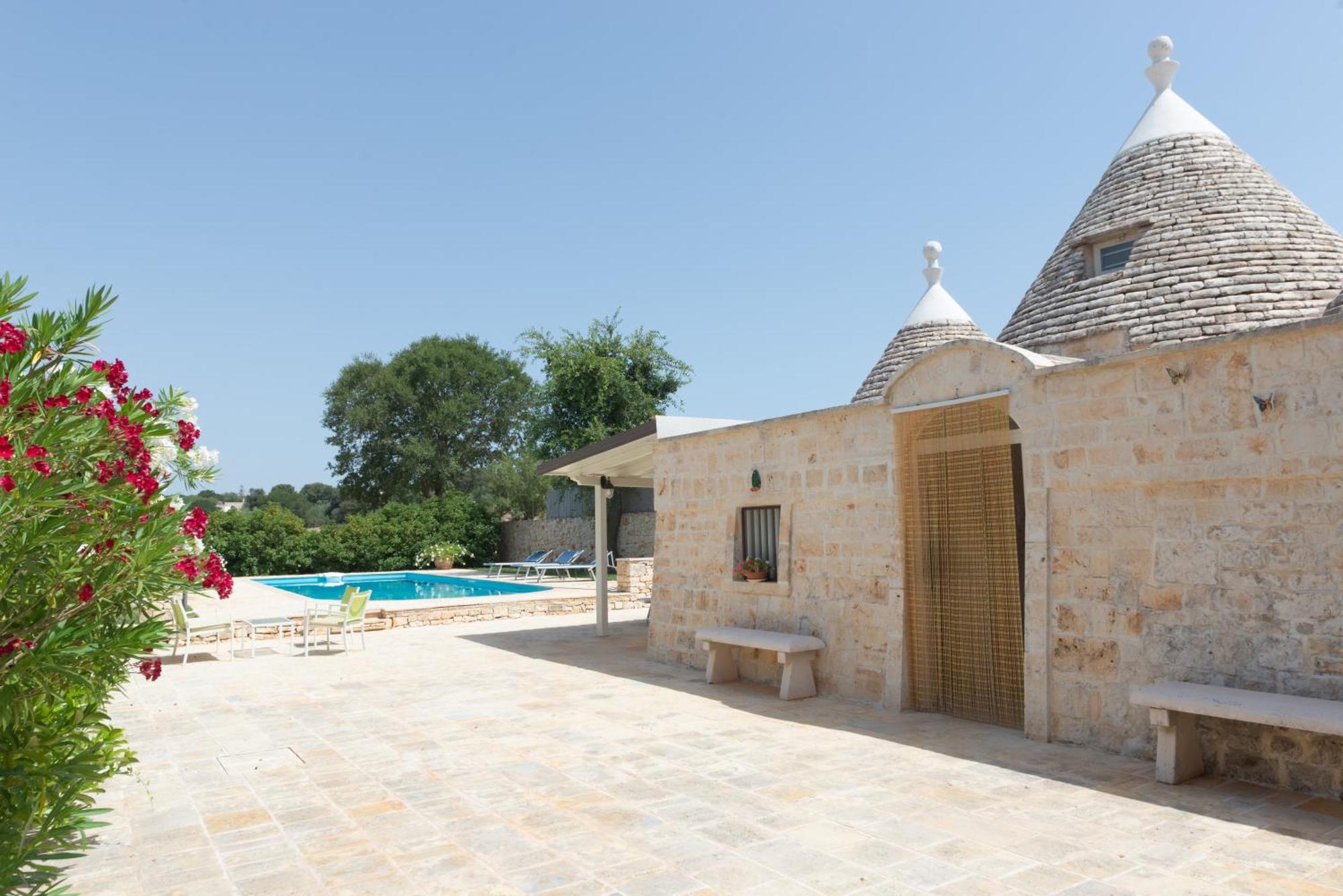 Trullo Filippo With Exclusive Pool Villa Cisternino Exteriör bild