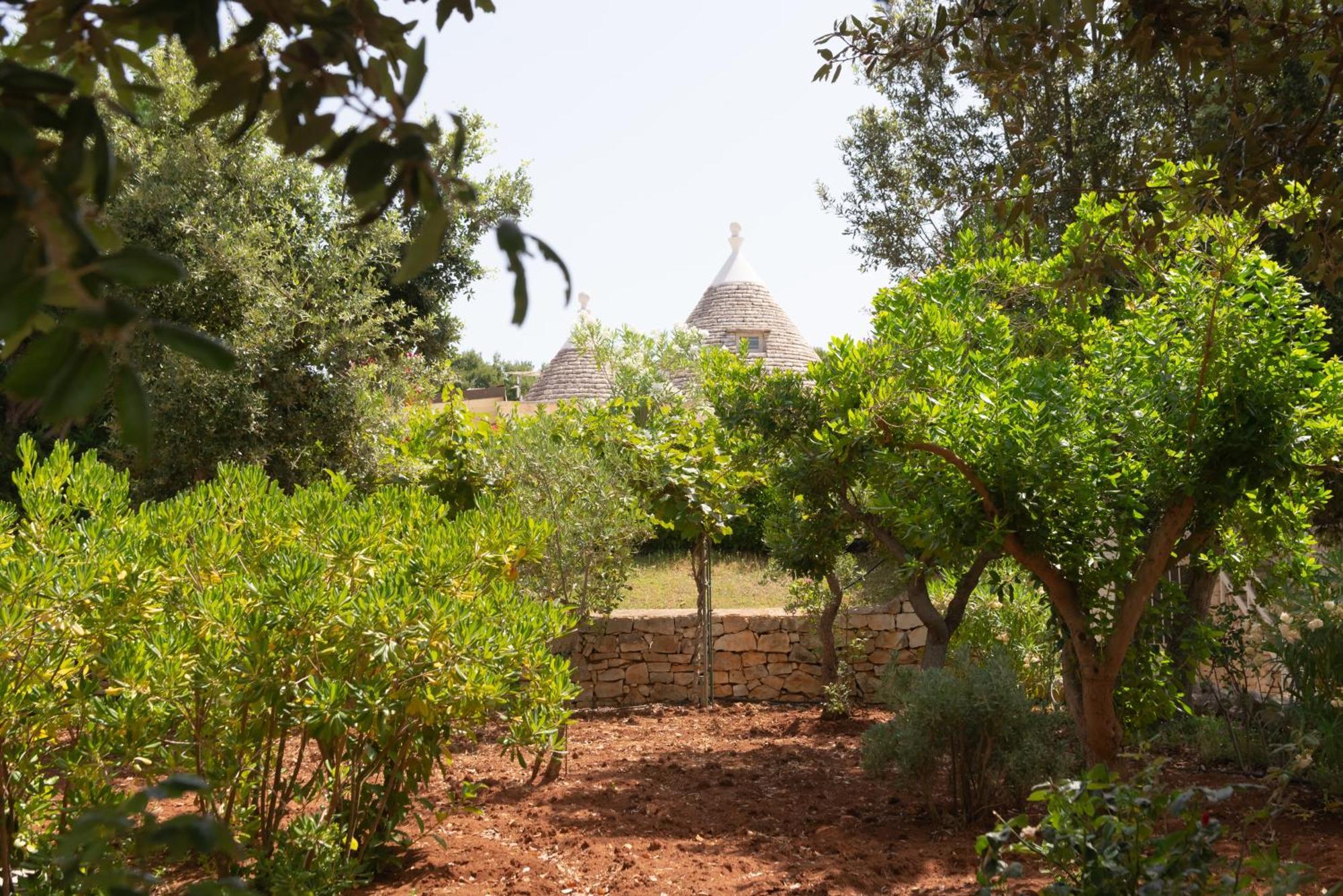 Trullo Filippo With Exclusive Pool Villa Cisternino Exteriör bild